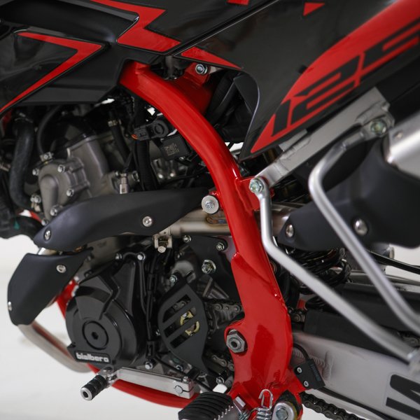 SM 125 R 18